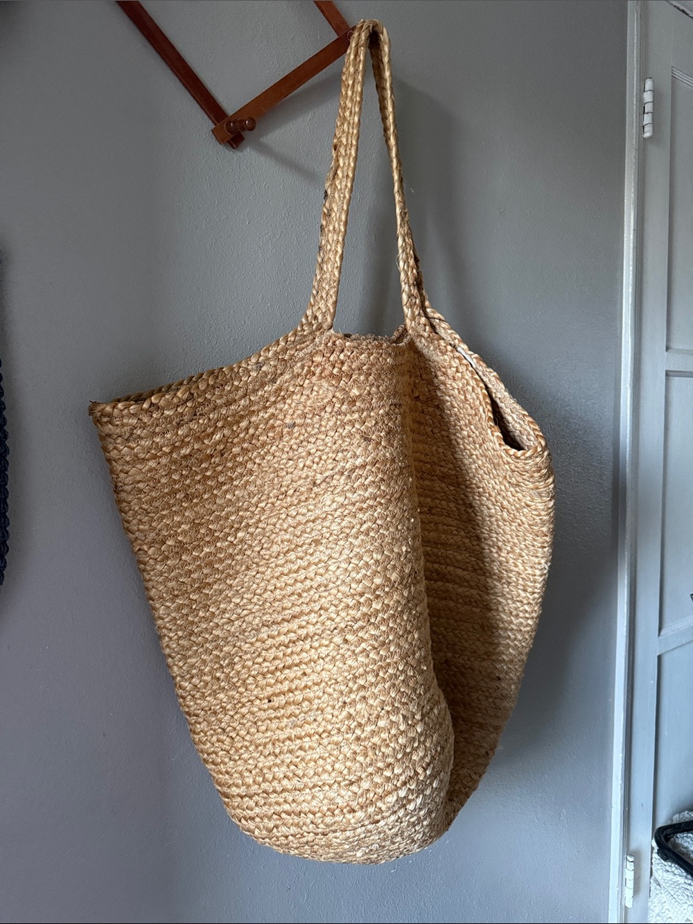 Natural Woven Straw Tote Bag - Neutral Large - Picture 3 of 8